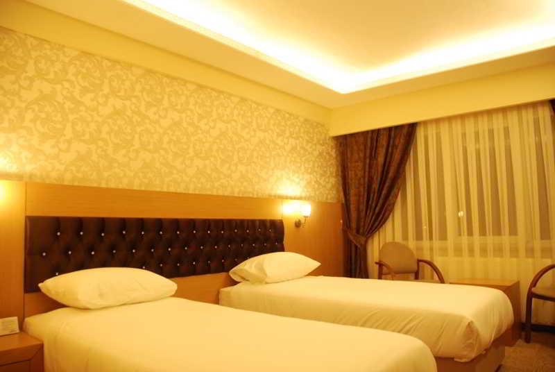 Soylu Hotel Болу Екстериор снимка